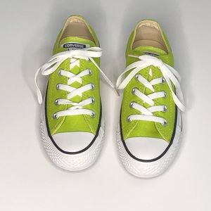 Converse Unisex Chuck Taylor Ox • Mens 3 / Womens 5 • gently used